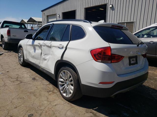 WBAVM1C59FV317419 - 2015 BMW X1 SDRIVE2 WHITE photo 3