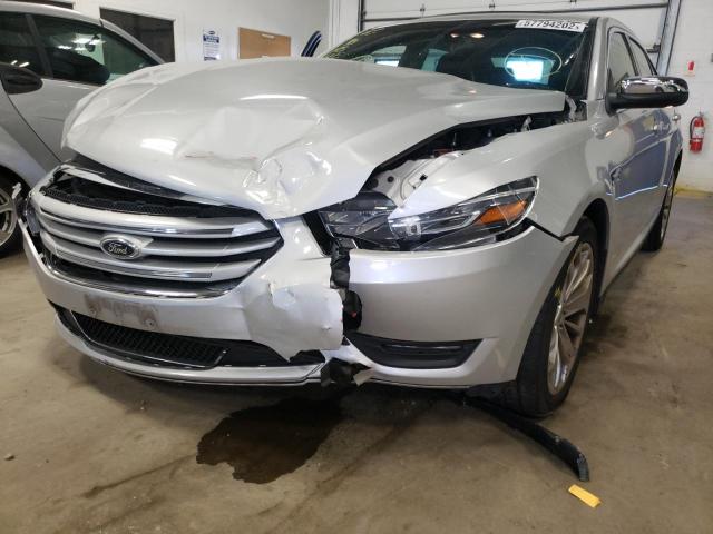 1FAHP2F88FG118343 - 2015 FORD TAURUS LIM SILVER photo 9