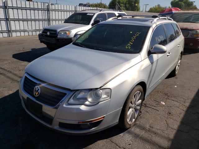 WVWXM7AN6AE166601 - 2010 VOLKSWAGEN PASSAT KOM SILVER photo 2