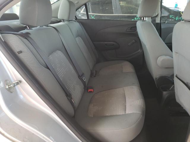 1G1JB5SH1H4133619 - 2017 CHEVROLET SONIC LS SILVER photo 6