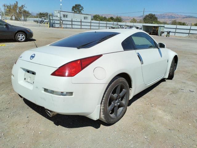 JN1AZ34D94T150981 - 2004 NISSAN 350Z COUPE WHITE photo 4