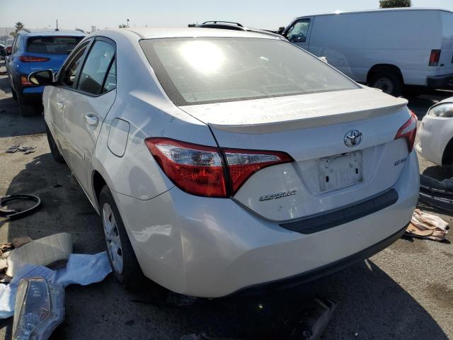 5YFBPRHE9FP233706 - 2015 TOYOTA COROLLA EC WHITE photo 3