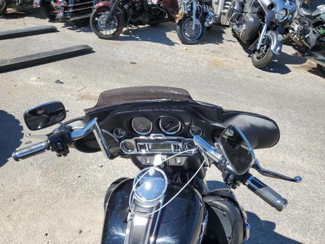 1HD1FCW126Y707064 - 2006 HARLEY-DAVIDSON FLHTCUI 黑色 照片 5