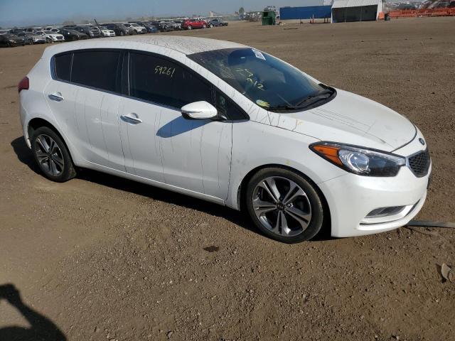 KNAFX5A87G5546506 - 2016 KIA FORTE EX WHITE photo 1