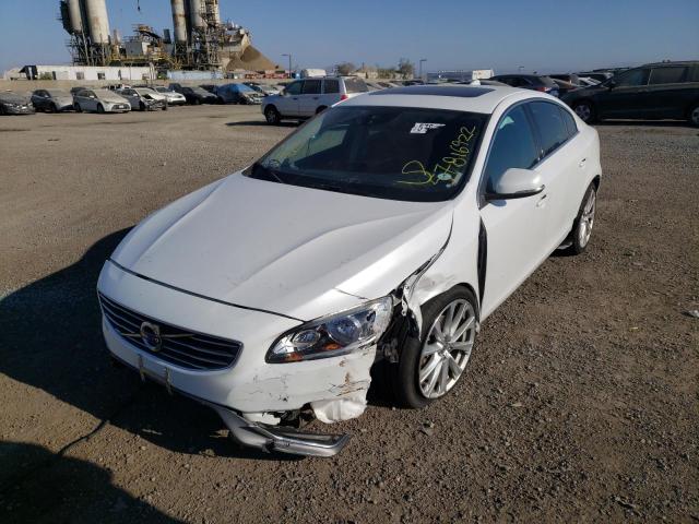 LYV402HK7HB152150 - 2017 VOLVO S60 PREMIE WHITE photo 2