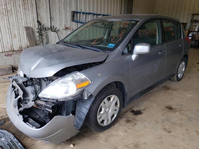 3N1BC1CP2CK239242 - 2012 NISSAN VERSA S SILVER photo 2