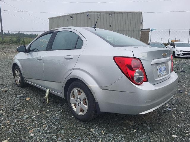 1G1JA5EH8D4256522 - 2013 CHEVROLET SONIC LS 银色 照片 3