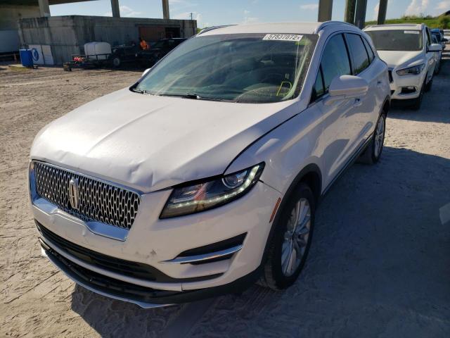 5LMCJ1C94KUL46129 - 2019 LINCOLN MKC WHITE photo 2