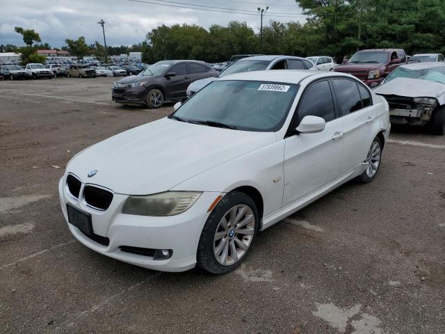 WBAPH7C57BE852114 - 2011 BMW 328 I WHITE photo 2