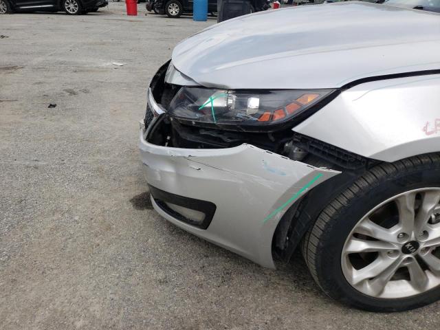 KNAGN4A71B5051917 - 2011 KIA OPTIMA EX SILVER photo 10