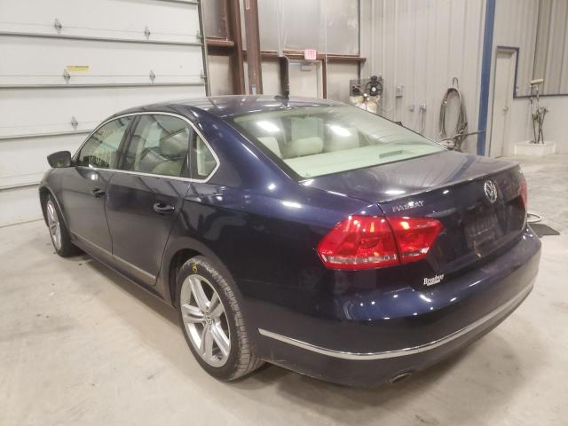 1VWCV7A39FC010305 - 2015 VOLKSWAGEN PASSAT SEL BLUE photo 3