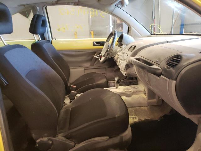 3VWCA21C0XM469124 - 1999 VOLKSWAGEN NEW BEETLE 黄色 照片 5