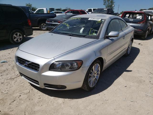 YV1MC68236J000945 - 2006 VOLVO C70 T5 SILVER photo 2