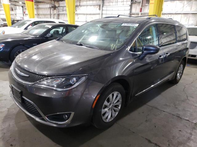 2C4RC1BG0HR583850 - 2017 CHRYSLER PACIFICA T GRAY photo 2