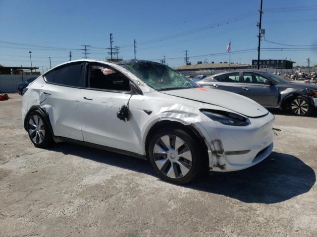 5YJYGDEE6LF010550 - 2020 TESLA MODEL Y أبيض صورة 1