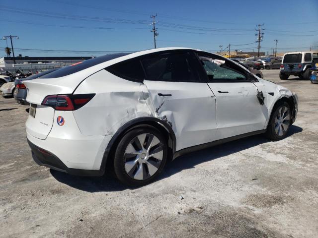 5YJYGDEE6LF010550 - 2020 TESLA MODEL Y WHITE photo 4