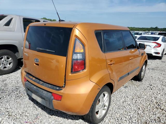 KNDJT2A22B7209810 - 2011 KIA SOUL +/!/S ORANGE photo 4