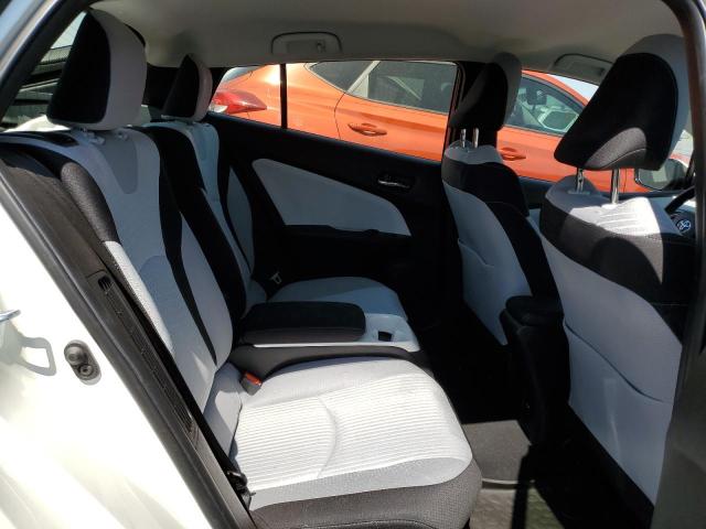 JTDKARFP5H3052443 - 2017 TOYOTA PRIUS PRIM 白色 照片 6