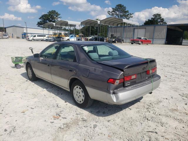 4T1BG22KXWU281719 - 1998 TOYOTA CAMRY CE GRAY photo 3