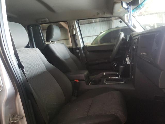 1J8HG48K79C537562 - 2009 JEEP COMMANDER ვერცხლისფერი ფოტო 5