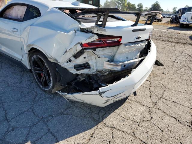 1G1FJ1R66J0182737 - 2018 CHEVROLET CAMARO ZL1 白色 照片 9