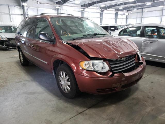 2A4GP54L57R210003 - 2007 CHRYSLER TOWN & COU MAROON photo 1