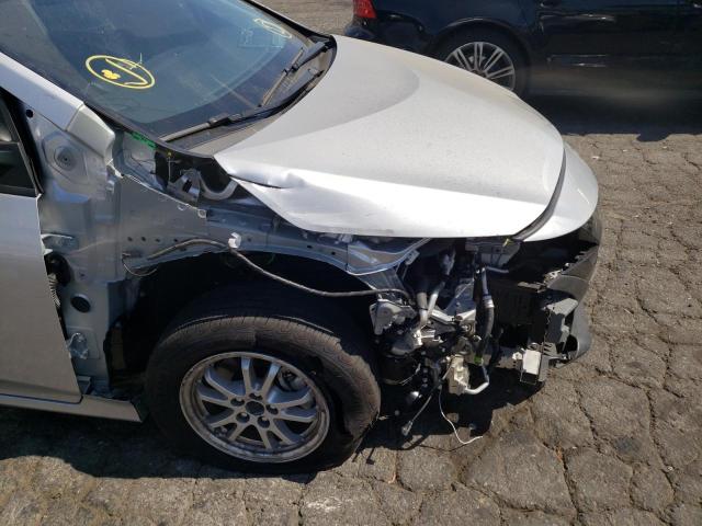 JTDKAMFP0M3175547 - 2021 TOYOTA PRIUS PRIM 银色 照片 9