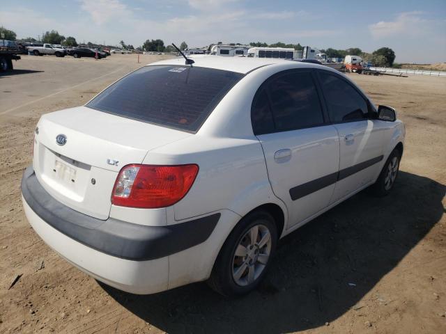 KNADE123476269039 - 2007 KIA RIO BASE WHITE photo 4