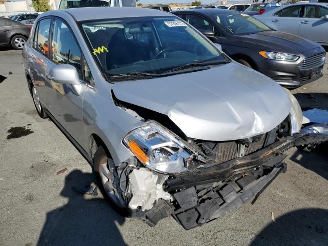 3N1BC11E28L373879 - 2008 NISSAN VERSA S GRAY photo 1