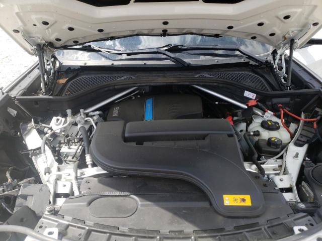 5UXKT0C57J0V99194 - 2018 BMW X5 XDR40E თეთრი ფოტო 7