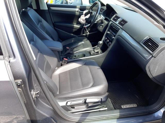 1VWAT7A33FC004657 - 2015 VOLKSWAGEN PASSAT S GRAY photo 5