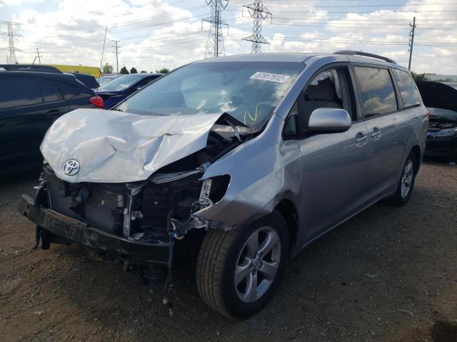 5TDKK3DC8DS375100 - 2013 TOYOTA SIENNA LE GRAY photo 2