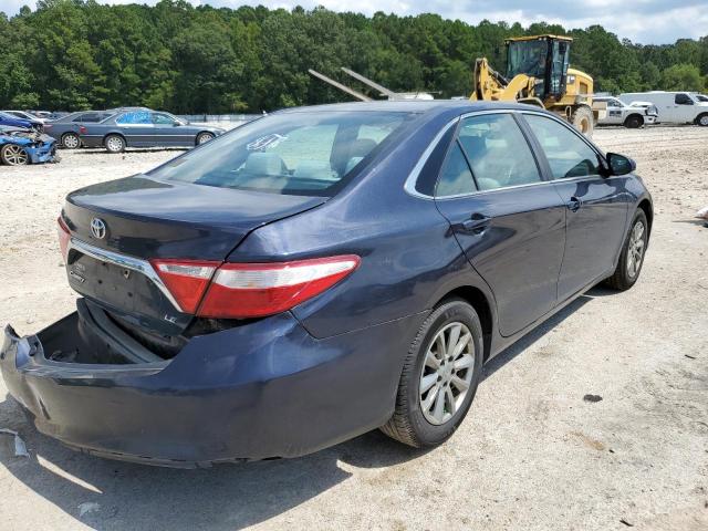 4T4BF1FK6FR505212 - 2015 TOYOTA CAMRY LE BLUE photo 4