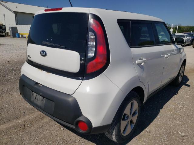 KNDJN2A27F7209088 - 2015 KIA SOUL WHITE photo 4