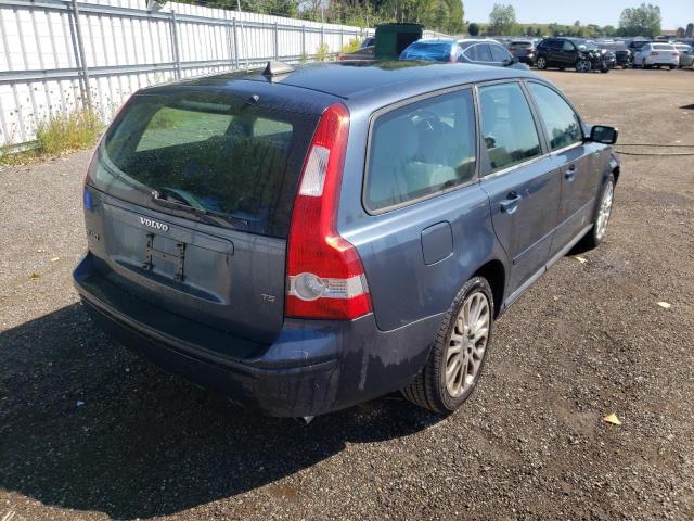 YV1MW682252098883 - 2005 VOLVO V50 T5 BLUE photo 4