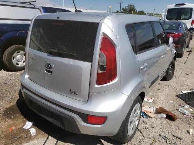 KNDJT2A51D7768293 - 2013 KIA SOUL SILVER photo 4