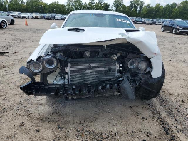 2C3CDZAG2GH265112 - 2016 DODGE CHALLENGER WHITE photo 9