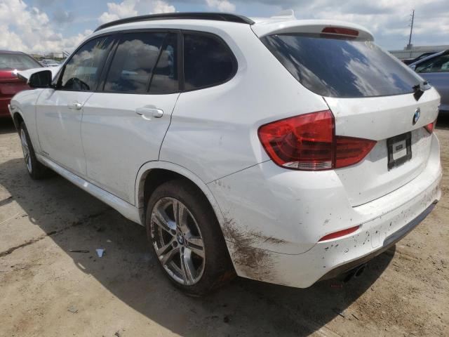 WBAVM1C56DVW46530 - 2013 BMW X1 SDRIVE2 WHITE photo 3