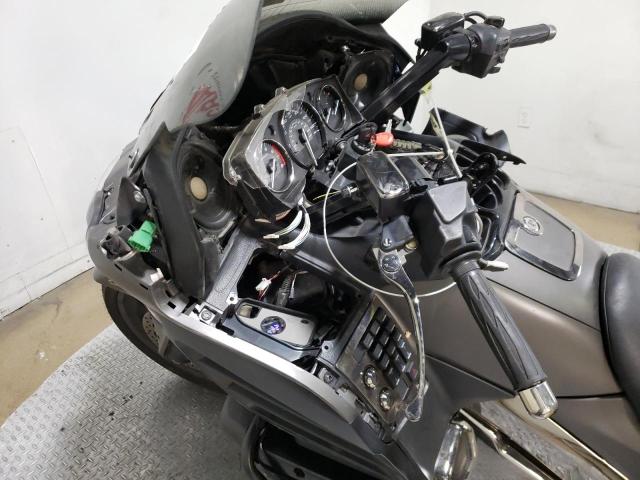 JH2SC6814GK300078 - 2016 HONDA GL1800 B BLACK photo 9