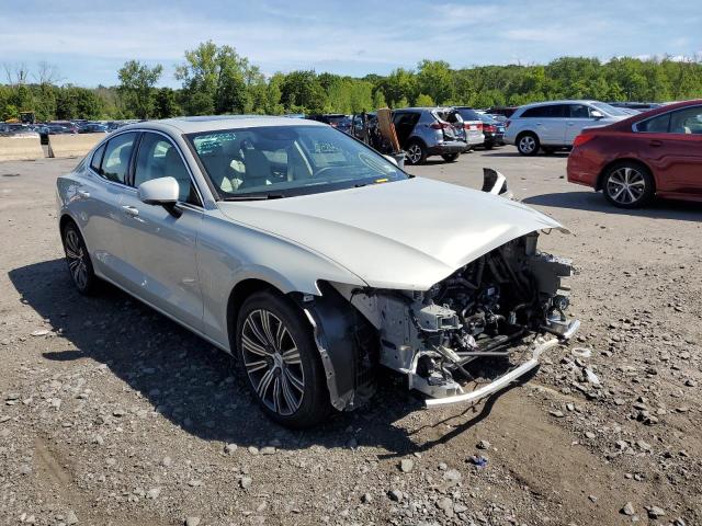 7JRL12TL7NG154622 - 2022 VOLVO S60 B5 INS SILVER photo 1