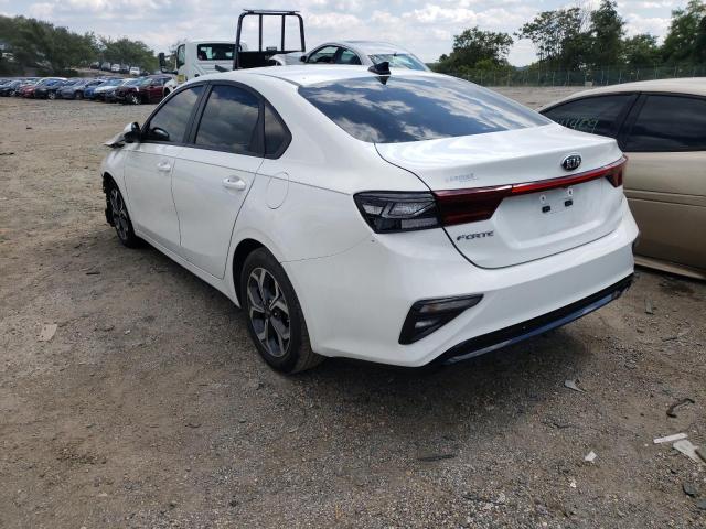 3KPF24AD1LE158923 - 2020 KIA FORTE FE WHITE photo 3