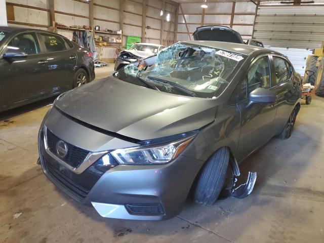 3N1CN8EV2ML862889 - 2021 NISSAN VERSA SV GRAY photo 2