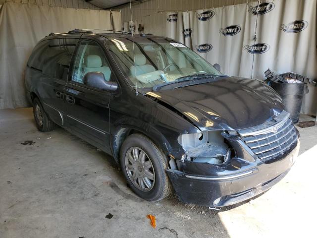 2C4GP64L95R338057 - 2005 CHRYSLER TOWN & COU BLACK photo 1