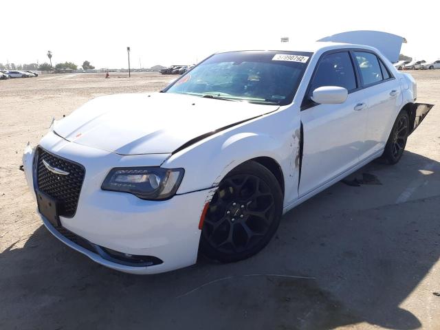 2C3CCABG5KH559776 - 2019 CHRYSLER 300 S WHITE photo 2