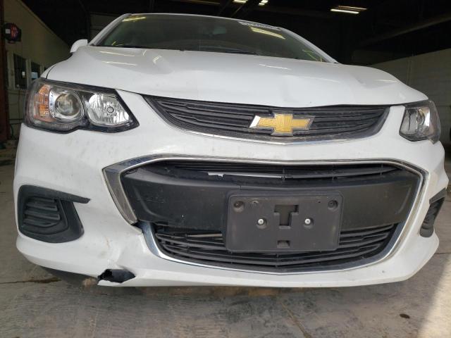 1G1JG6SB1L4138878 - 2020 CHEVROLET SONIC WHITE photo 9