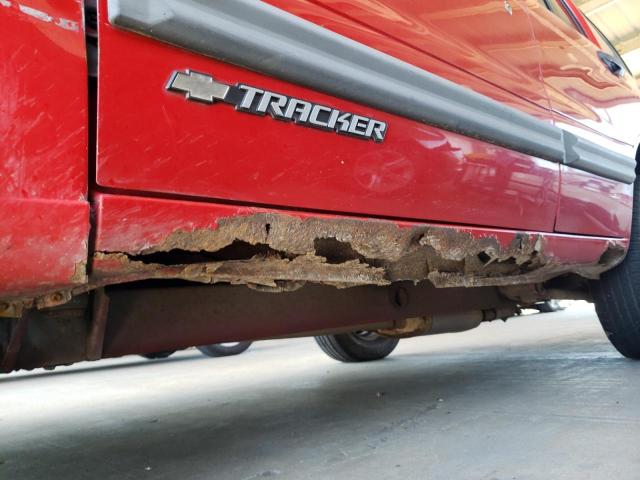 2CNBJ13C636907098 - 2003 CHEVROLET TRACKER RED photo 10