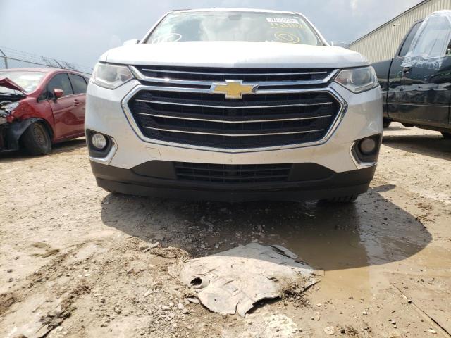 1GNEVMKW0KJ232103 - 2019 CHEVROLET TRAVERSE L SILVER photo 9