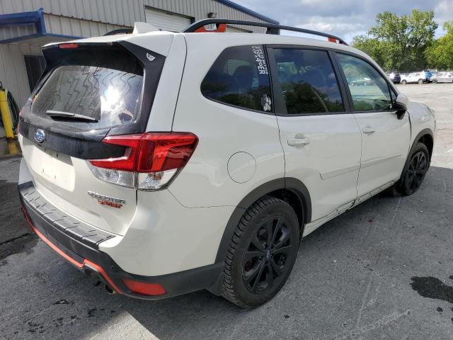 JF2SKAKC1KH556520 - 2019 SUBARU FORESTER S WHITE photo 4