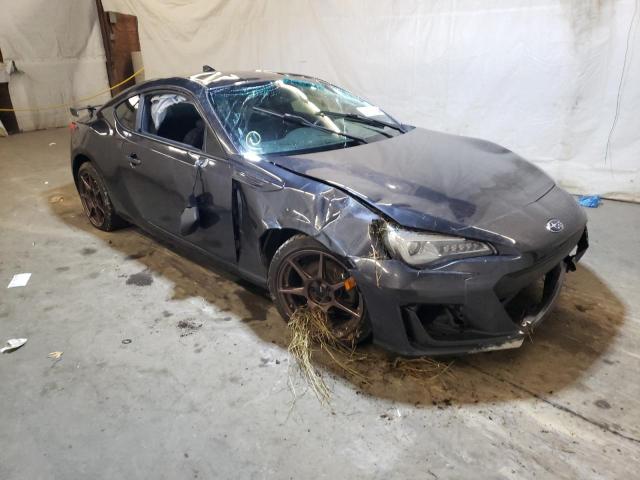 JF1ZCAB18H9606623 - 2017 SUBARU BRZ 2.0 PR GRAY photo 1