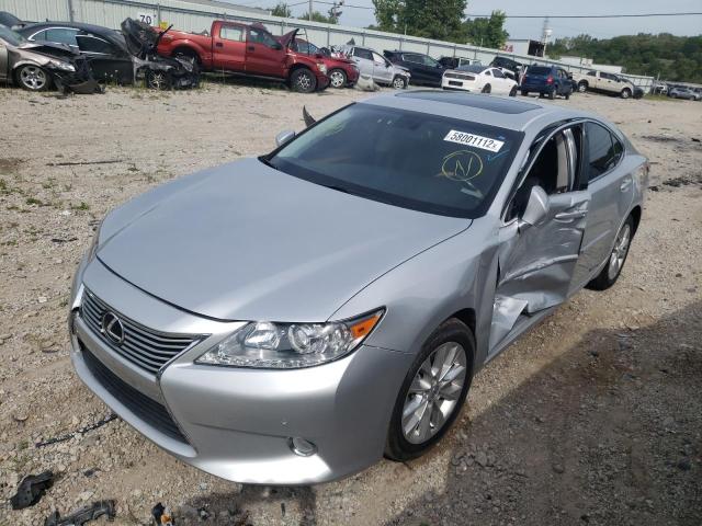 JTHBW1GG3D2020347 - 2013 LEXUS ES 300H SILVER photo 2